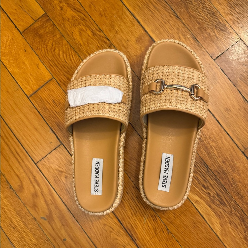 Steve Madden - Kayley Raffia Sandals